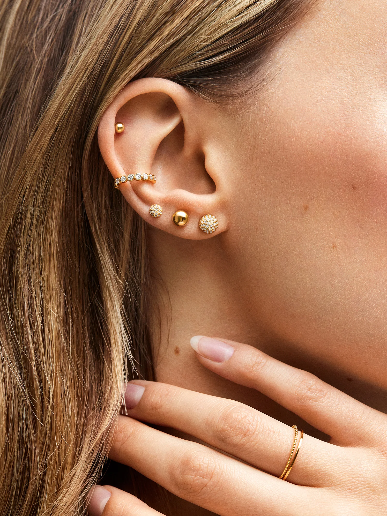 Dorothea 18K Gold Earrings - Gold/Pavé - Image 4