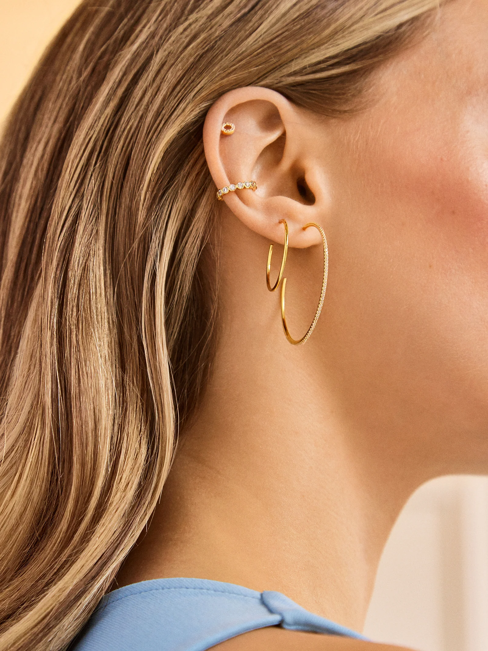 Verbena 18K Gold Earrings - 24MM - Image 2