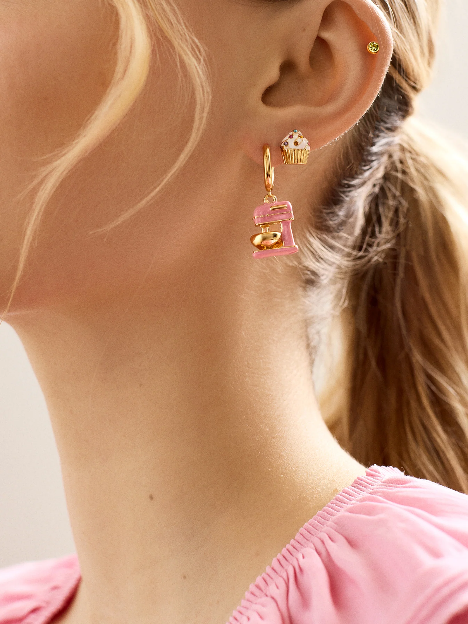 Baker's Choice Earring Set - Kitchen Mixer - Image 2