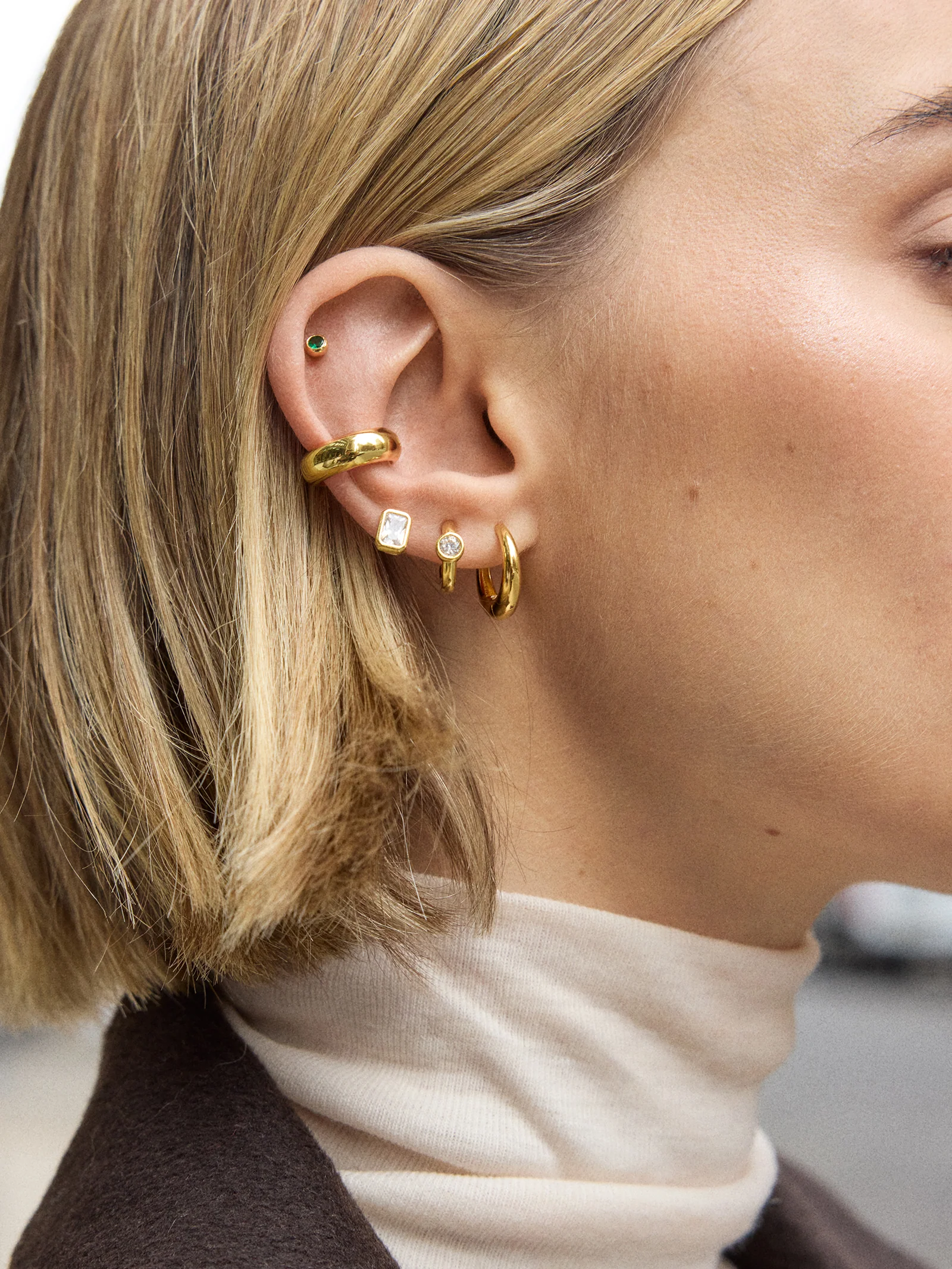 Cleo 18K Gold Ear Cuff - Gold - Image 2