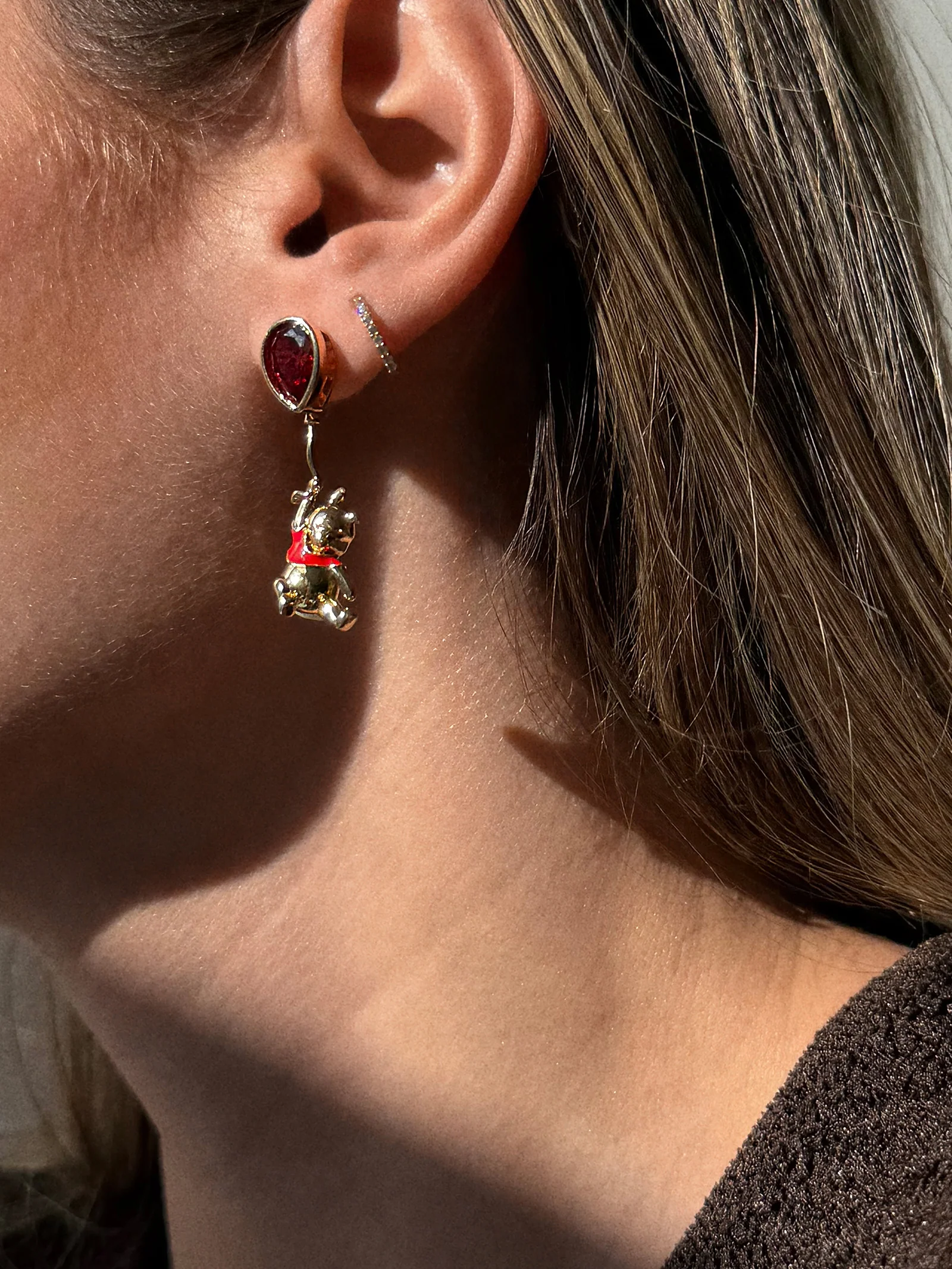 Disney Winnie the Pooh Balloon Drop Earrings - Gold/Red - Image 2