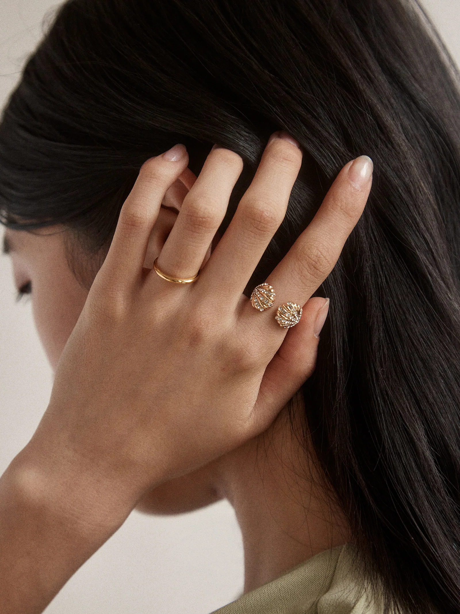 Halle Seashell Ring - Gold/Pavé - Image 2