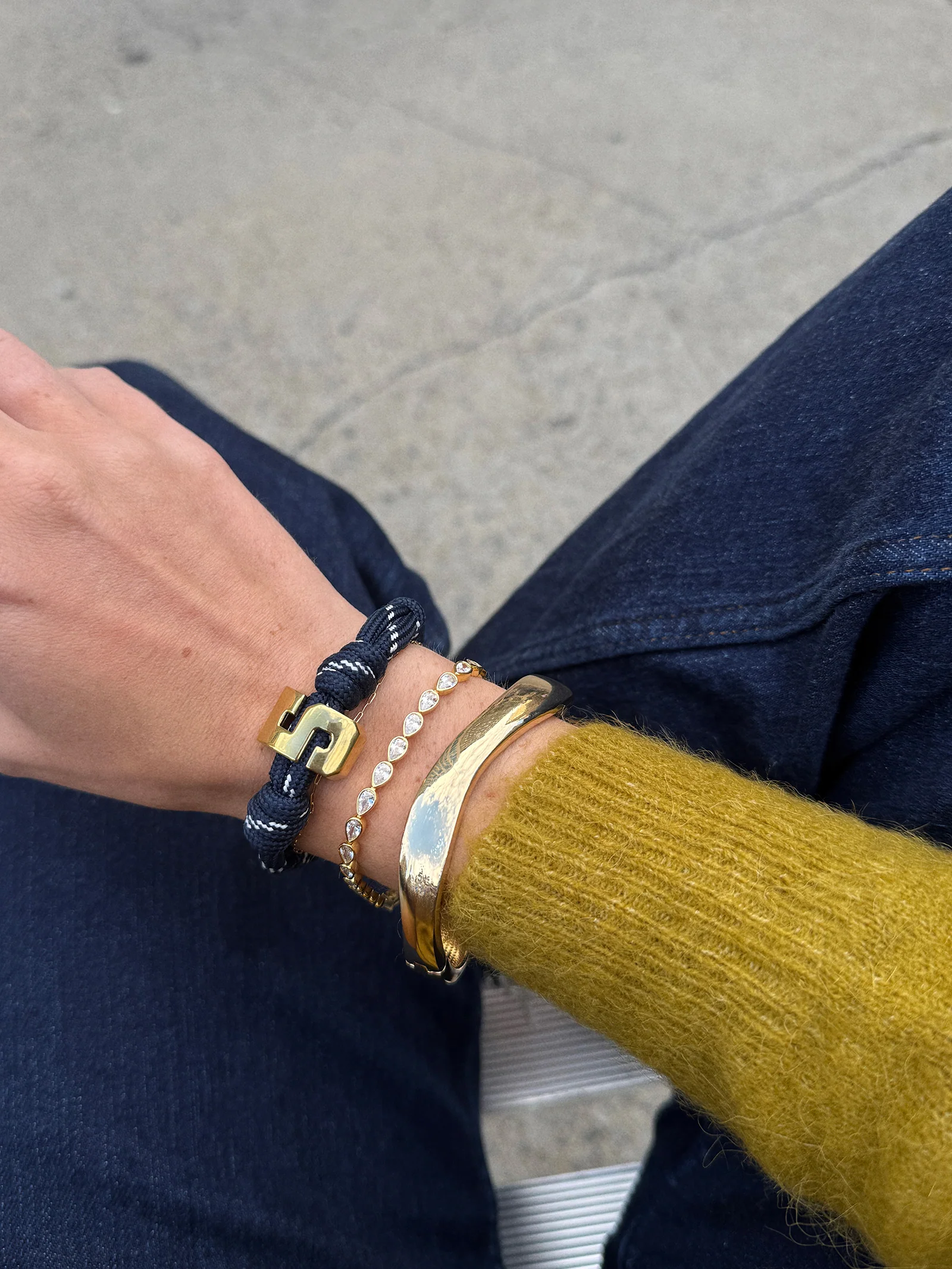 Knotty Varsity Number Custom Bracelet - Navy Single Digit - Image 2