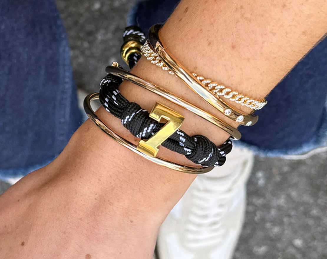 Knotty Varsity Number Custom Bracelet - Onyx Single Digit - Image 6