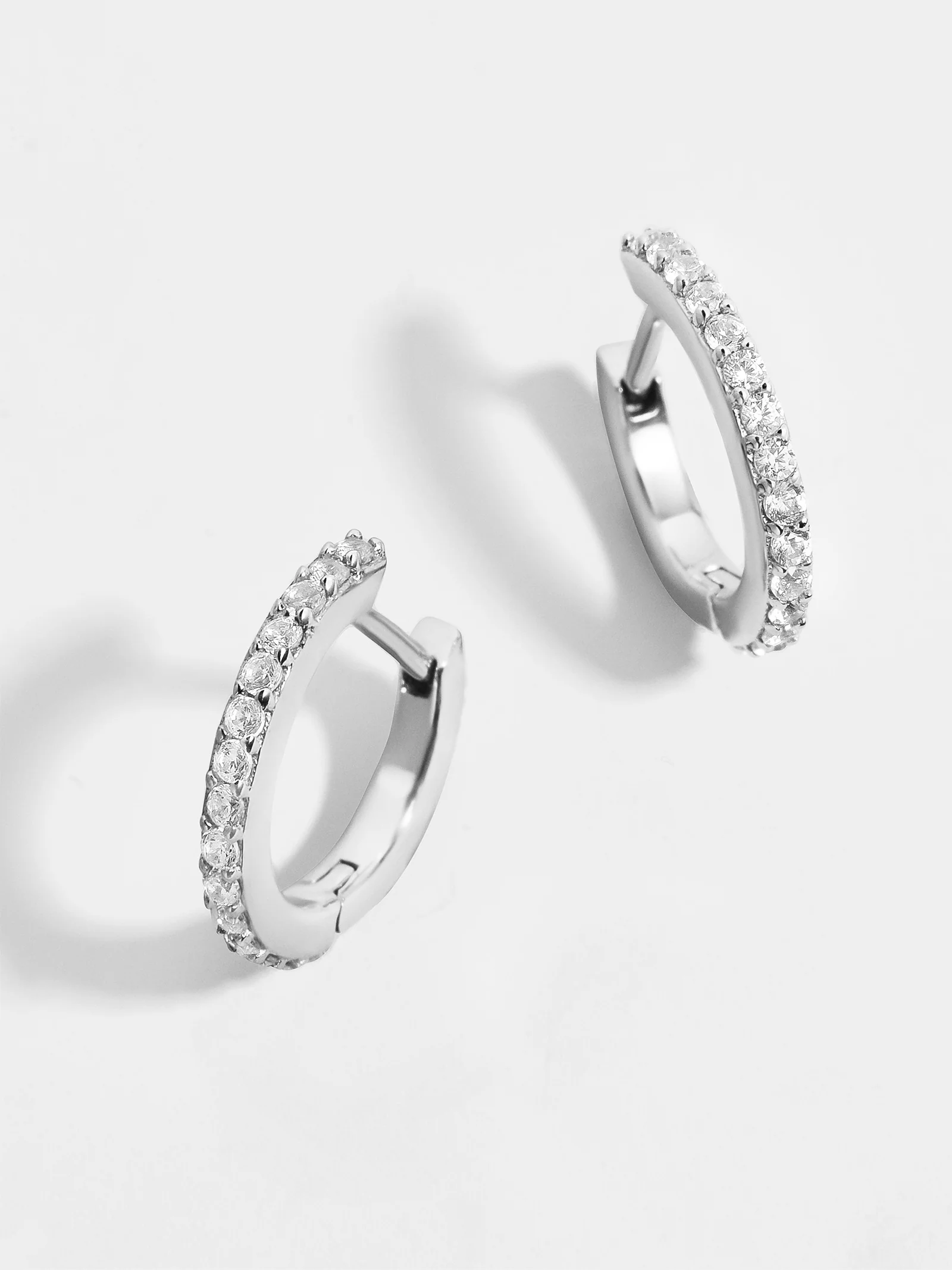 Niata 18K Gold Earrings - 11MM - Image 4