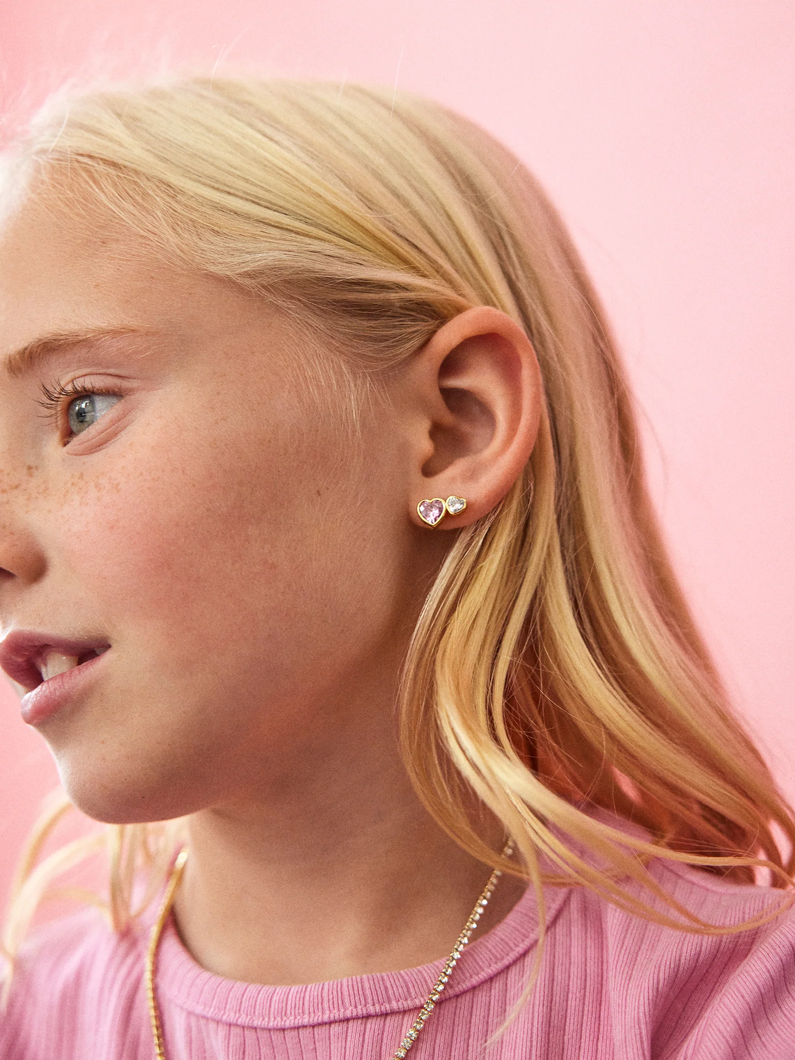 Perfect Pair 18K Gold Kids' Heart Earrings - Gold/Pavé - Image 2