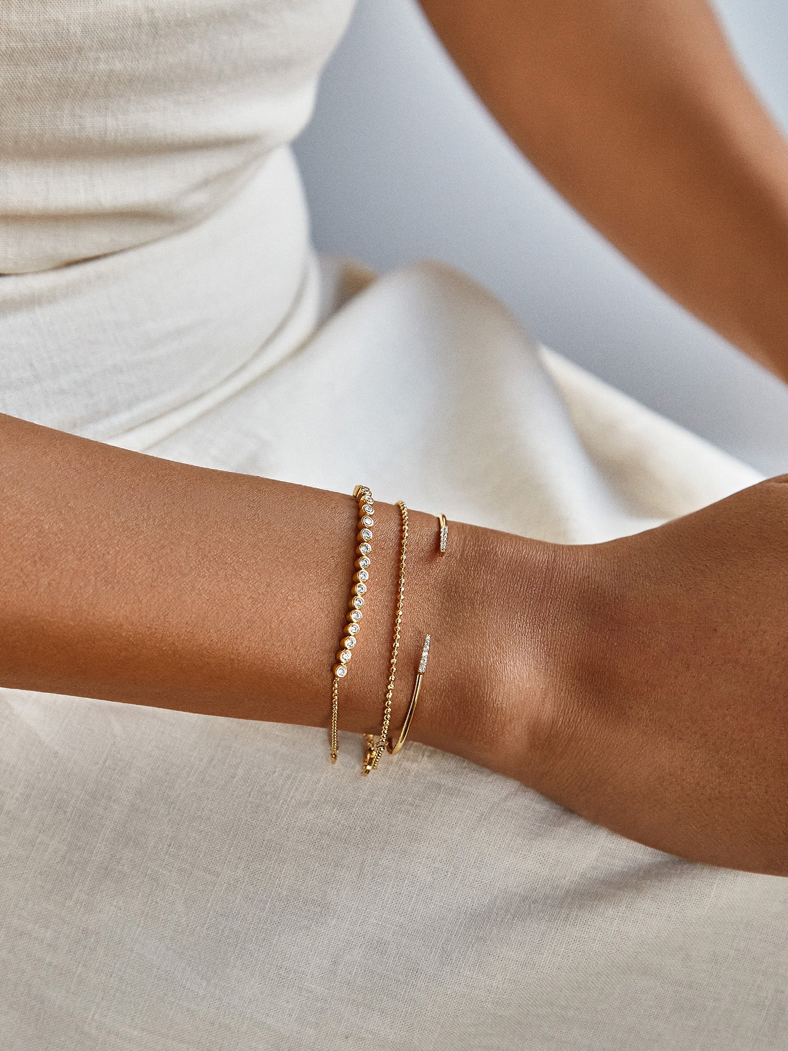 Rima 18K Gold Cuff Bracelet - Smooth Gold - Image 3